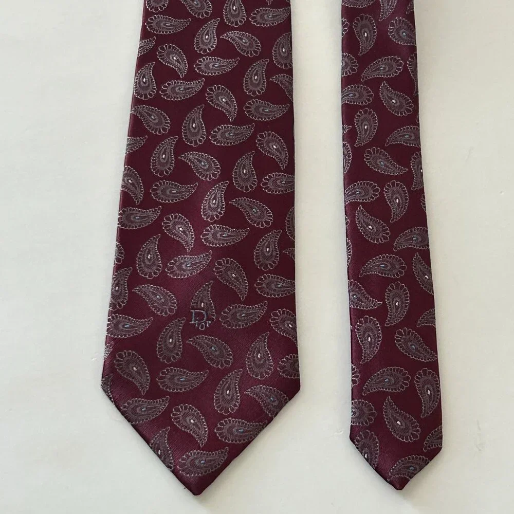 Vintage Christian Dior Mens Burgundy Red Neck Tie Paisley Polyester Woven Italy